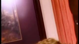 Piękna trans dziwka zerżnie faceta głęboko w dupę