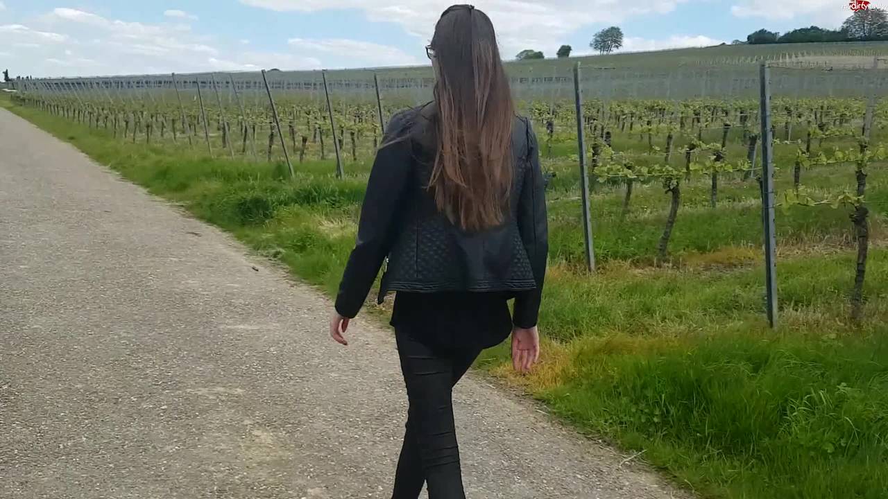 Potwierdź swoją pełnoletność