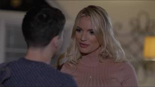 Rachael Cavalli będzie ujeżdżała młodego prawiczka!