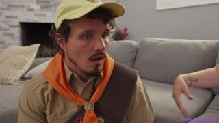 Sprośne mamuśki Lauren i Skylar uwodzą dwóch skautów