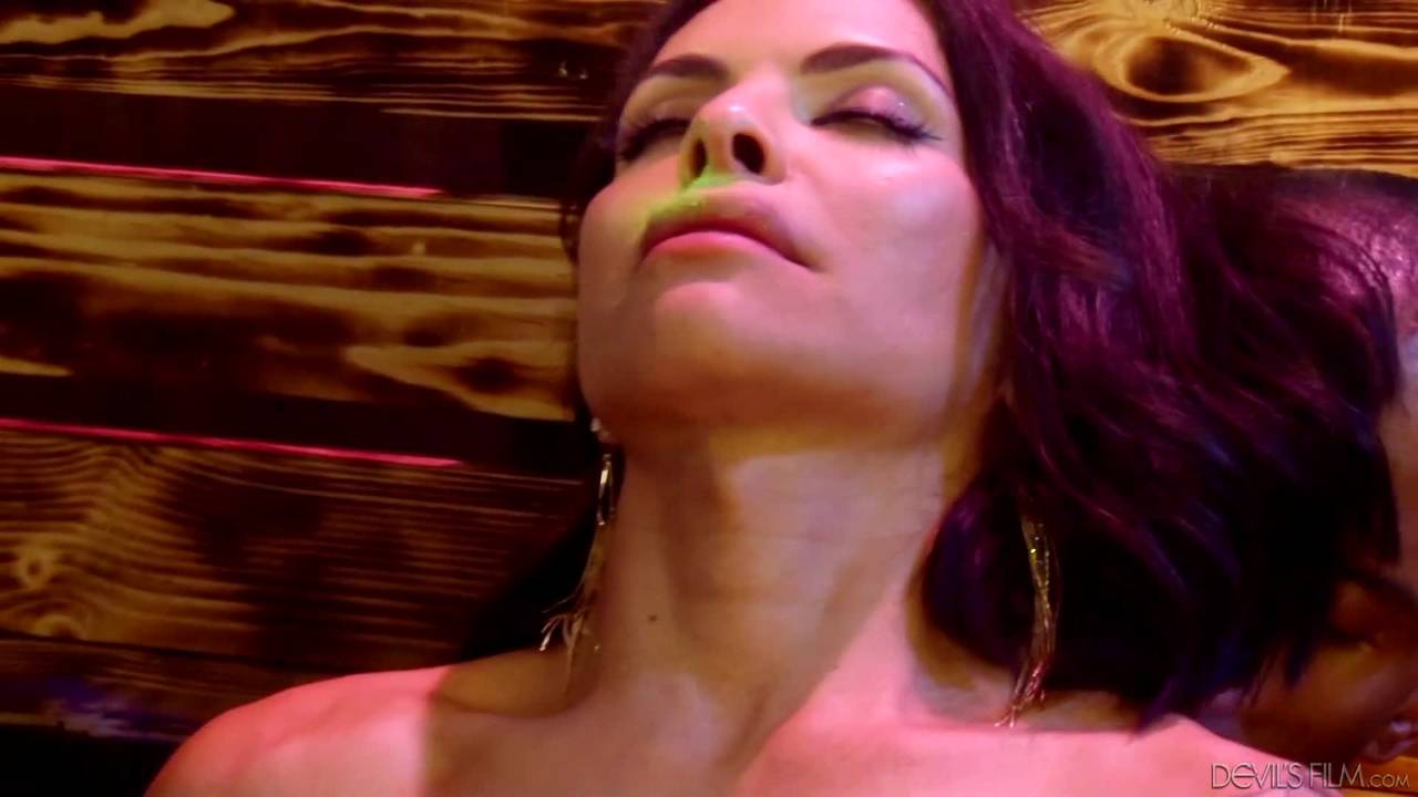 Potwierdź swoją pełnoletność