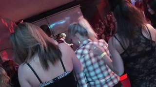 Potwierdź swoją pełnoletność