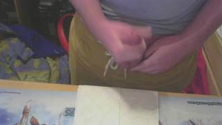 Pomyśl że moja sperma wytryśnie na twój brzuch