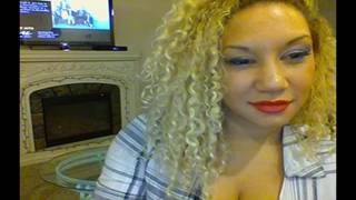 Blondynka Mina, amatorka perfekcyjnie obciąga chuja