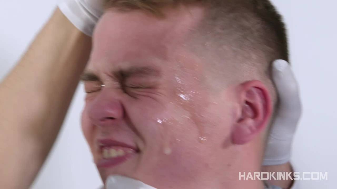 Potwierdź swoją pełnoletność