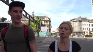 Młody chłopak i dojrzała amatorka gotowi na ruchanie