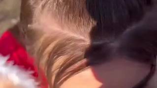 Piękna twarz dziewczyny zalana spermą po fellatio