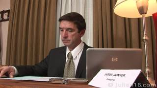 Pryncypał wypierdoli osiemnastoletniego chłopaka