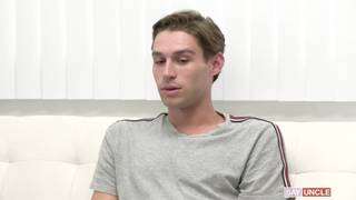 Terapia u psychologa kończy się seksem z Shae Reynolds