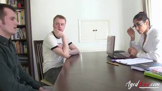 Potwierdź swoją pełnoletność