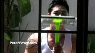 Kiedy myję okna mój kutas zawsze staje twardo!