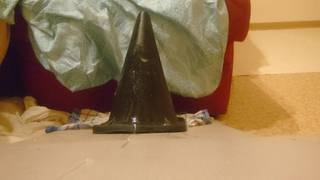 Gejowska przyjemność analna na dildo w rozmiarze XXL