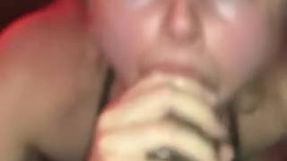 Międzyrasowe gangbang z młodą amatorską dziwką