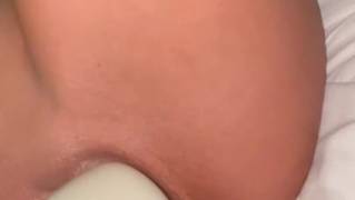 Sundaebunsdae jest uzależniona od masturbowania się!