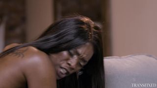 Potwierdź swoją pełnoletność