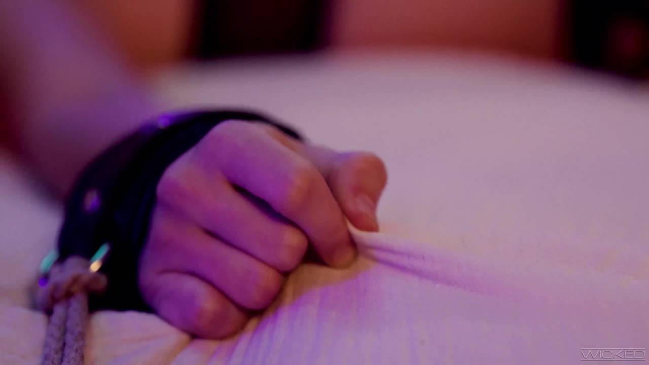 Potwierdź swoją pełnoletność