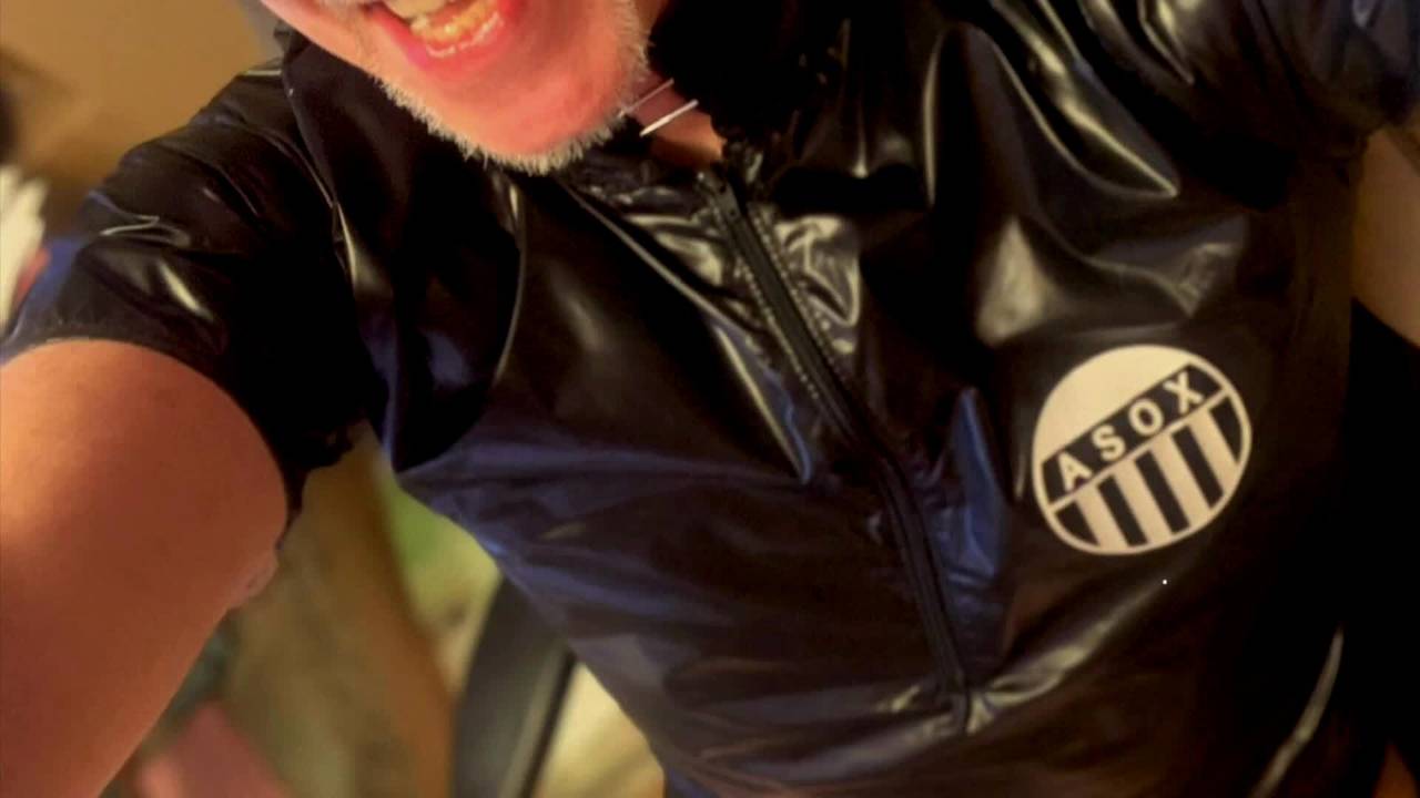 Potwierdź swoją pełnoletność