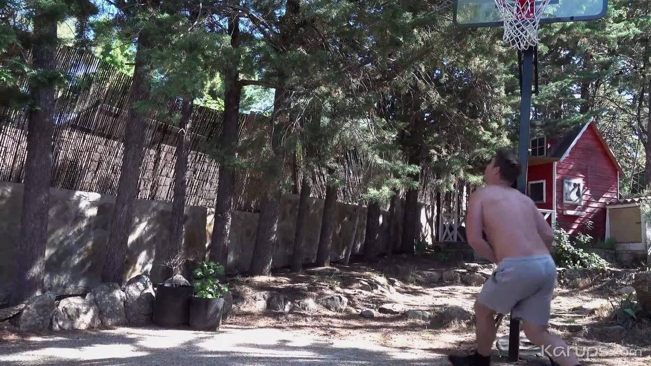 Potwierdź swoją pełnoletność