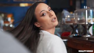 Potwierdź swoją pełnoletność