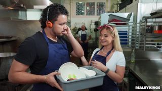 Potwierdź swoją pełnoletność