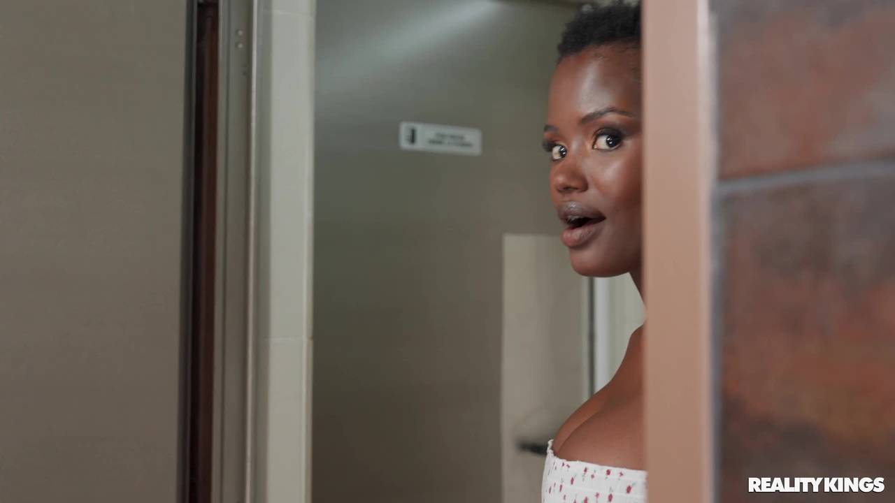 Potwierdź swoją pełnoletność