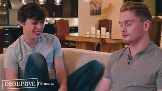 Po długim dniu, wszystko, co ci chłopcy chcą robić, to ssać kutasa i pieprzyć się