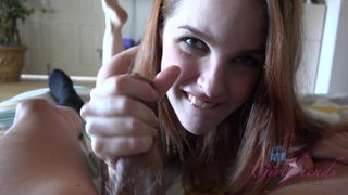 Amarna Miller chce, żeby ją masturbowali, ale też chce cię masturbować