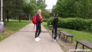 Potwierdź swoją pełnoletność