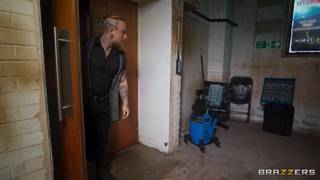 Potwierdź swoją pełnoletność