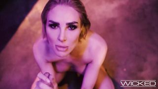 Seth zapewnia Kenzie Anne pełną obsługę hardcorowego pieprzenia