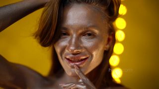 Tak wygląda dzień w erotycznym życiu cennej Jolie