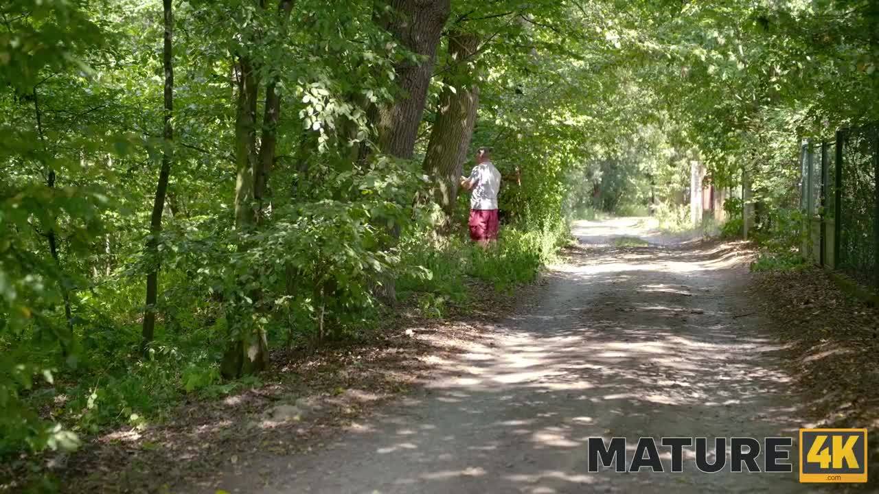 Potwierdź swoją pełnoletność