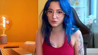 Ona zaprasza nieznajomego, żeby ją wyruchał, dla fanów Kalamite!