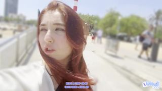 Dwie francuskie lesbijki penetrują się nawzajem swoimi strap-onami