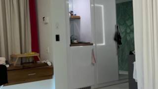 Ta seksowna blond żona dostaje ładunek spermy na usta