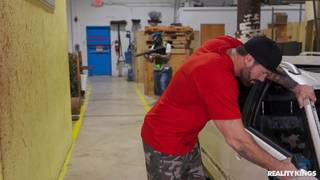 Potwierdź swoją pełnoletność