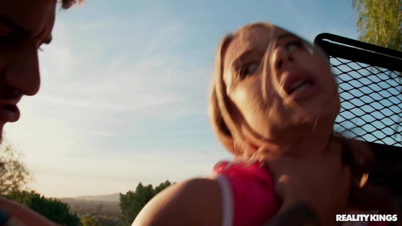 Potwierdź swoją pełnoletność