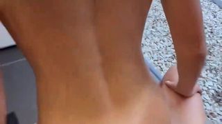 Ella Alexandra fellatio i wytrysk na twarz w POV