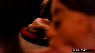 Samantha Creams ma cipkę liżoną przez męża i jest pieprzona przez masażystki