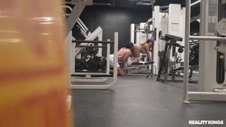 Potwierdź swoją pełnoletność