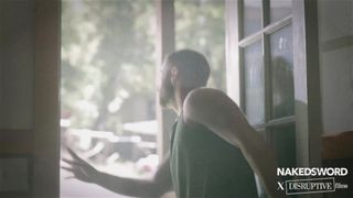 Blain O’Connor pochyla Miles i pieprzy jego dupę latarką