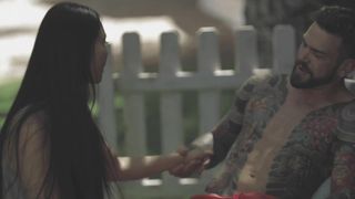 Blake Wilde podgląda, jak Katana i Juan Lucho pieprzą się na zewnątrz