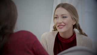 Dana Wolf i Adira Allure otwierają swoje erotyczne prezenty świąteczne